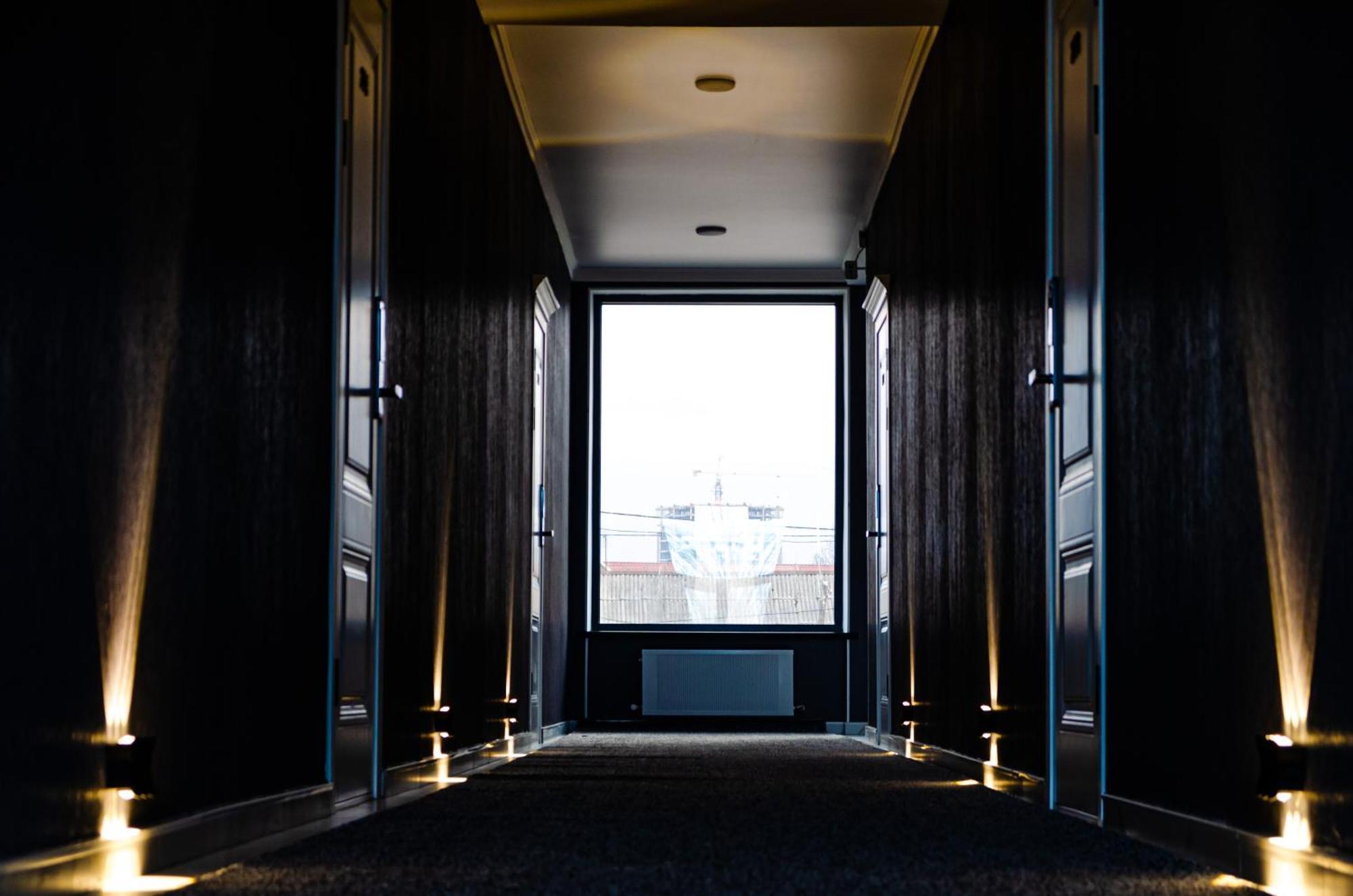 Dosman Hotel Бішкек Екстер'єр фото
