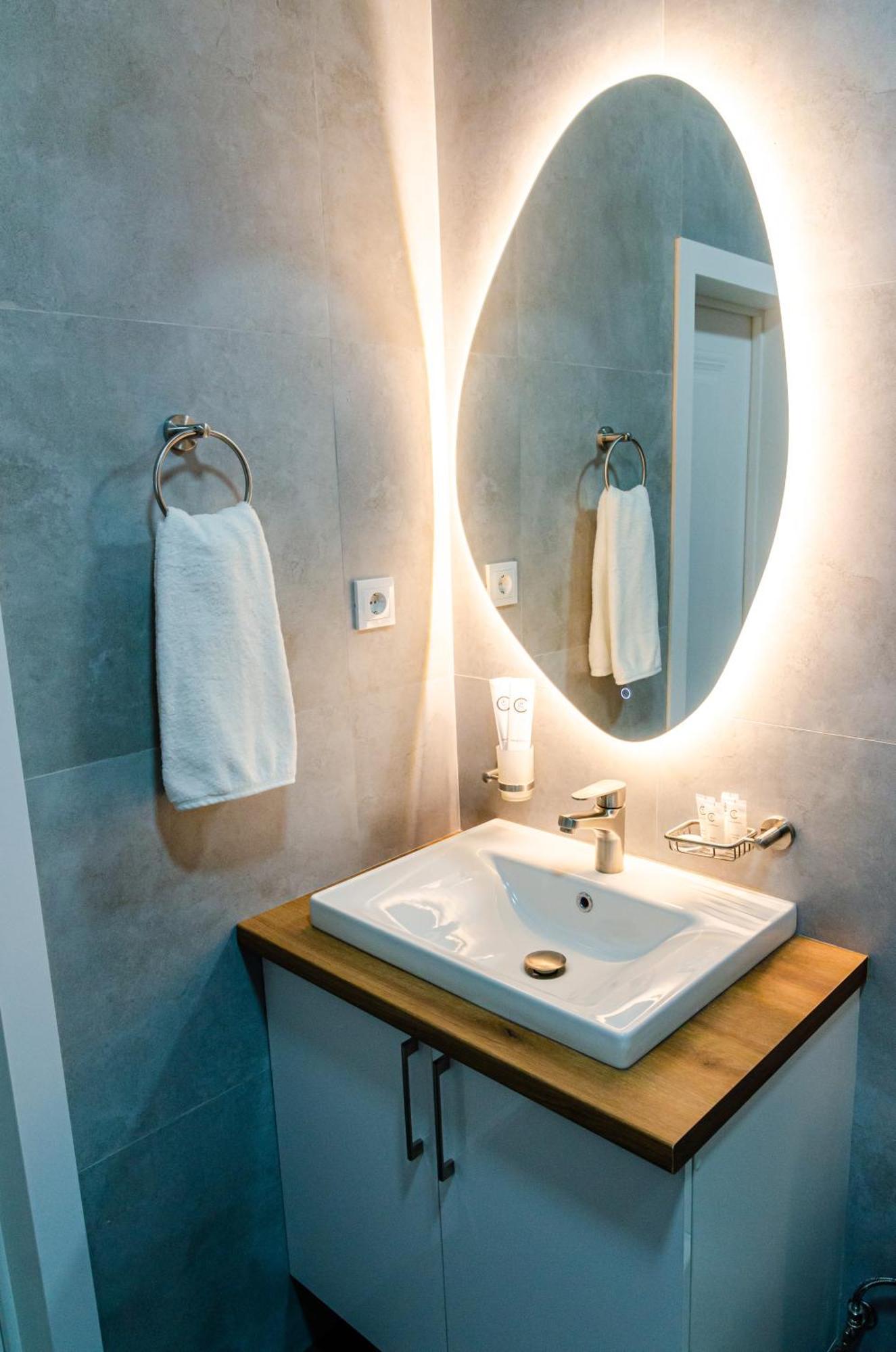 Dosman Hotel Бішкек Екстер'єр фото